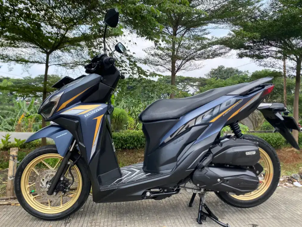 HONDA VARIO 125CC TAHUN 2021 PAJAK ON SS LNGKP ASLI