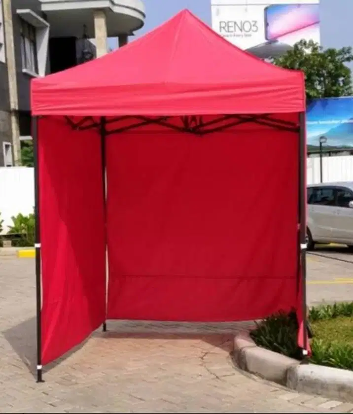 Tenda Usaha 2 dan Etalase Alumunium