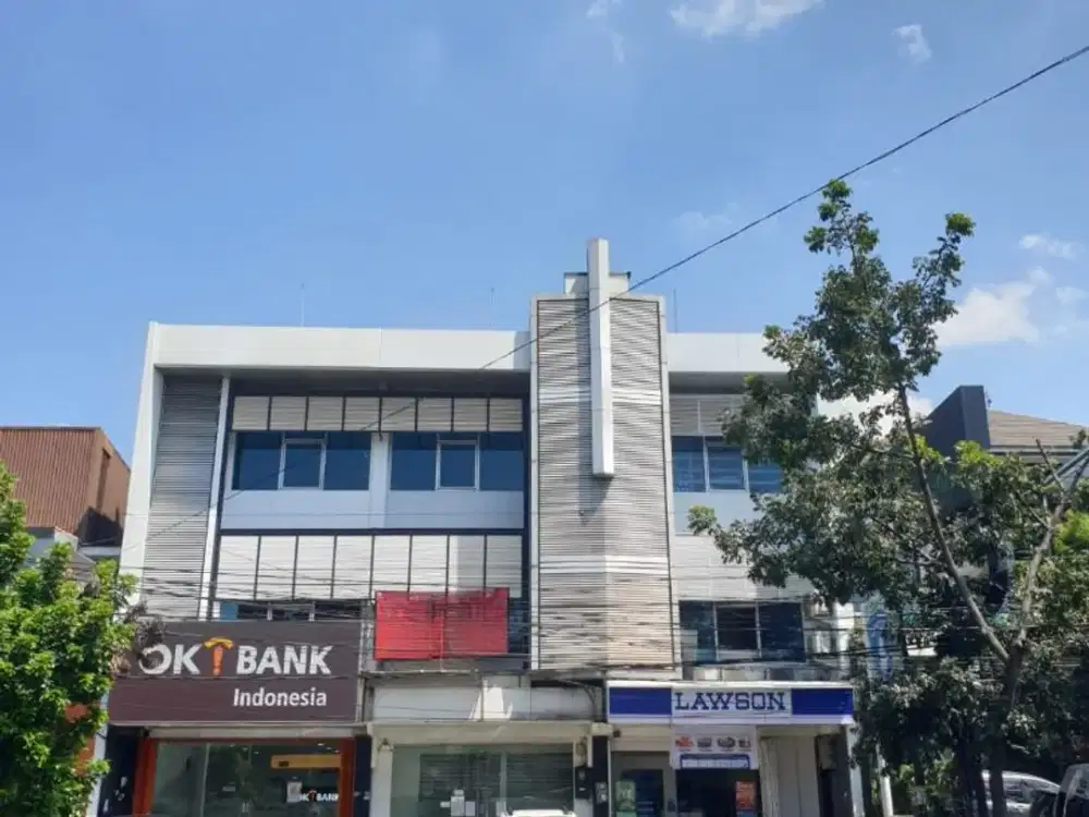Ruko Ex Bank Strategis Siap Pakai di Pasirkaliki Bandung