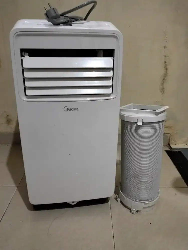 AC Portable Midea Dingin Maksimal – Tinggal Pakai, No Ribet!