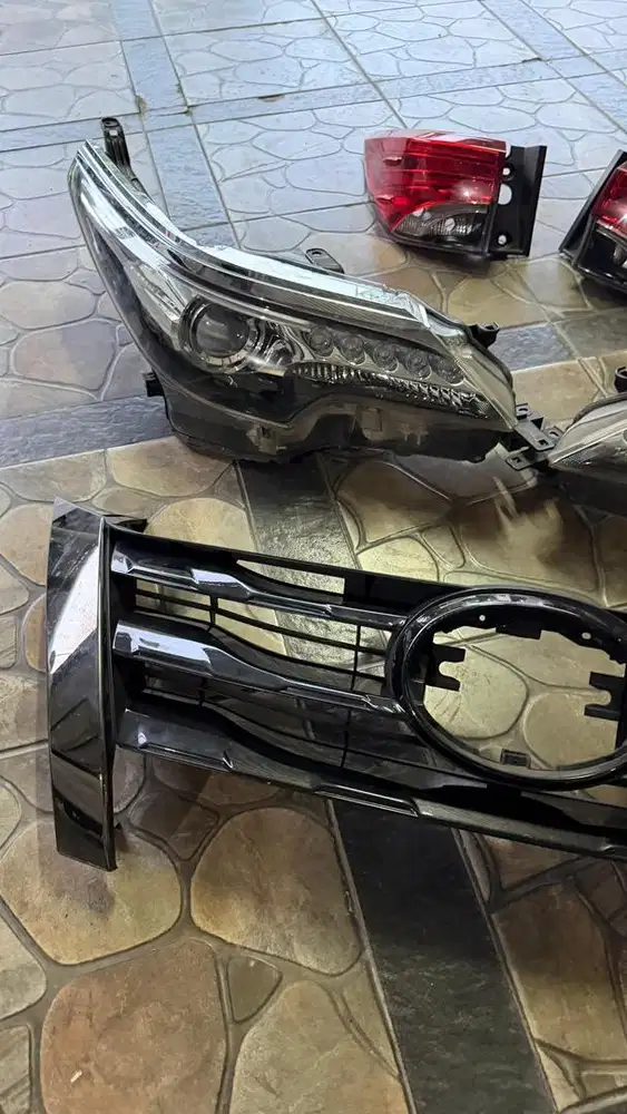 BODYKIT FORTUNER VRZ 2019 FULL PERLAMPUAN