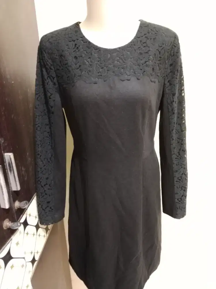 Dress brokat premium branded SISLEY