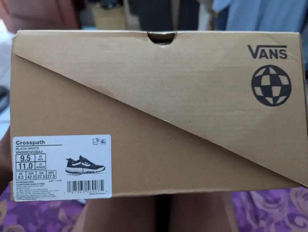 SEPATU VANS CROSSPATH MTE BLACK WHITE