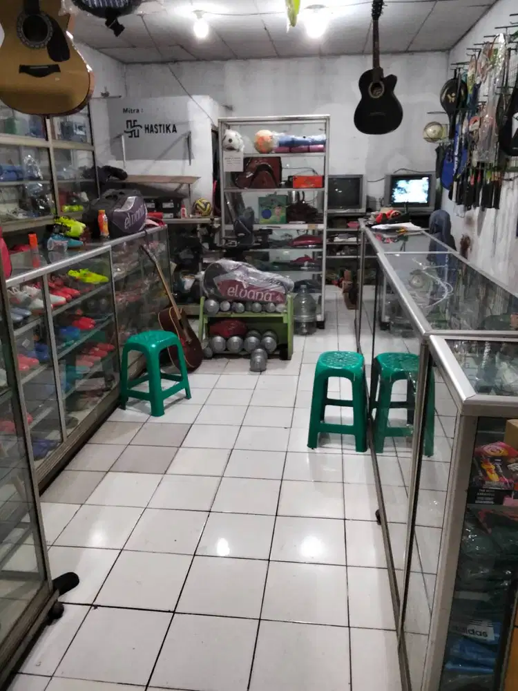 Di lelang semuaisi nya dan estalase atau lanjutkan kontrak nya..