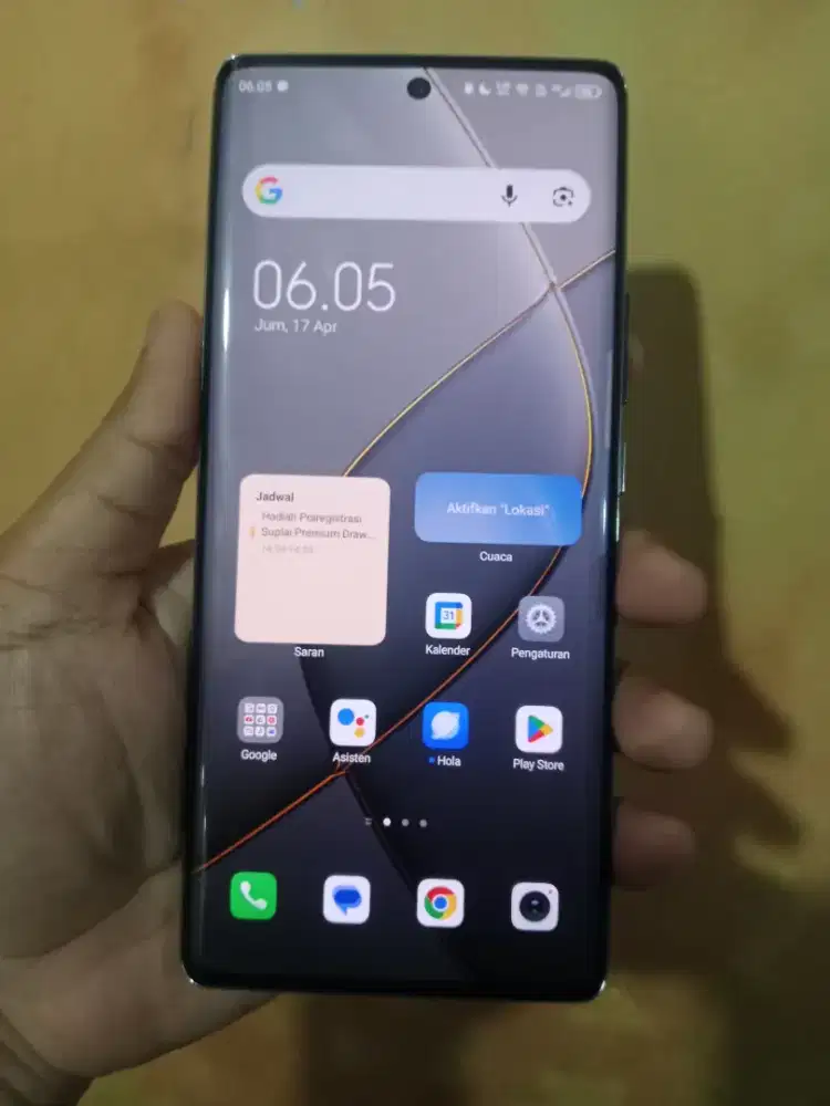 Techno spark 20 pro plus ram 8/256 lengkung nFC nominus amoled cakep