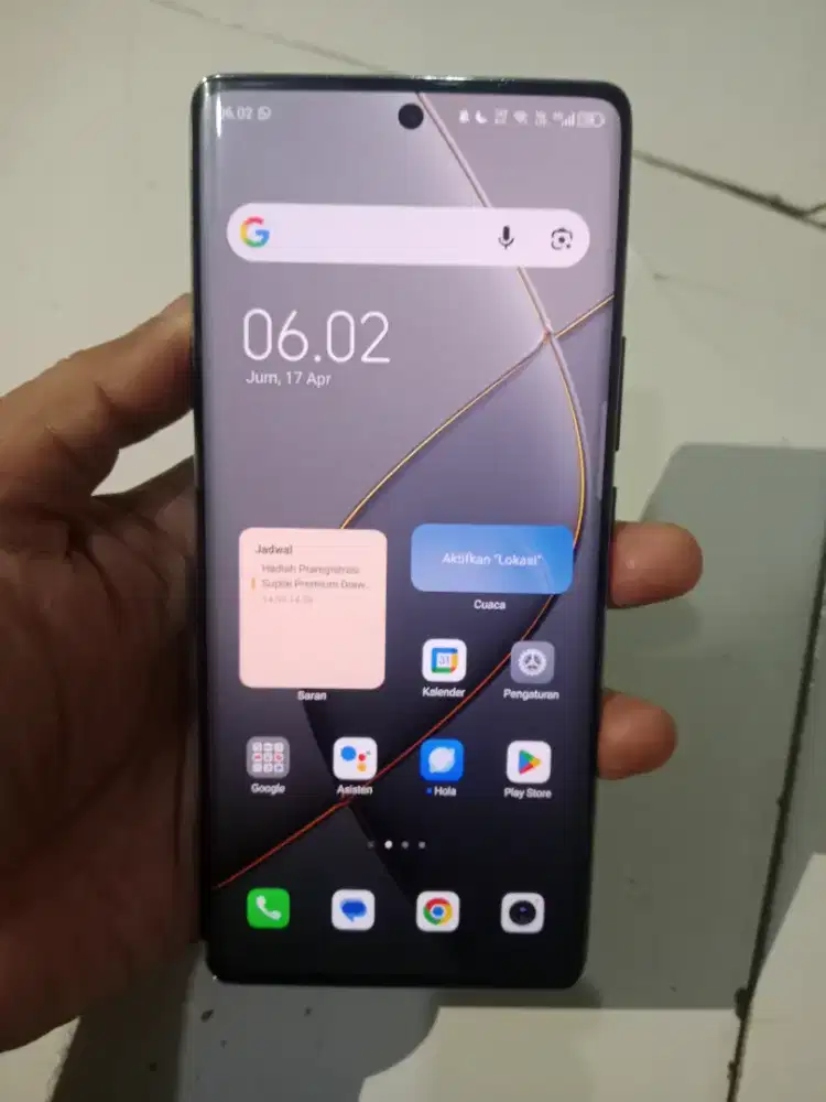 Techno spark 20 pro plus layar lengkung amoled mulus nominus 8/256
