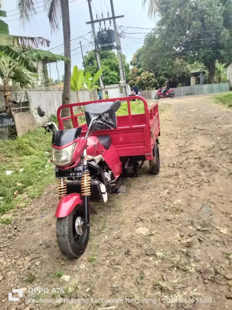 Edisi jual viar roda tinga