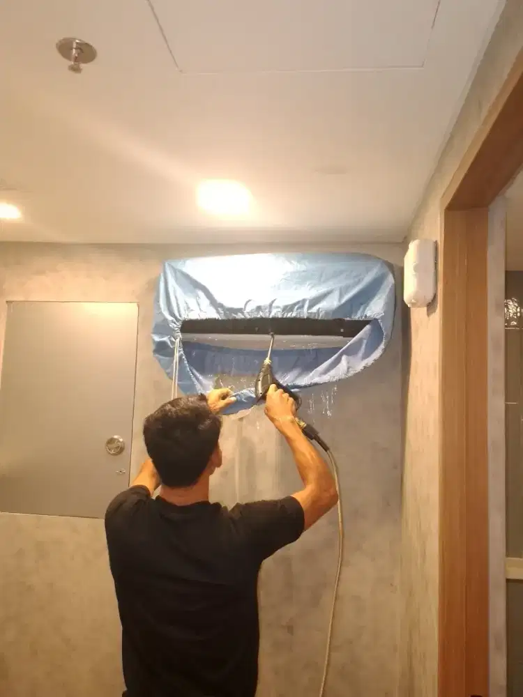 Jasa servis AC, water Heater, instalasi listrik, maintenance villa