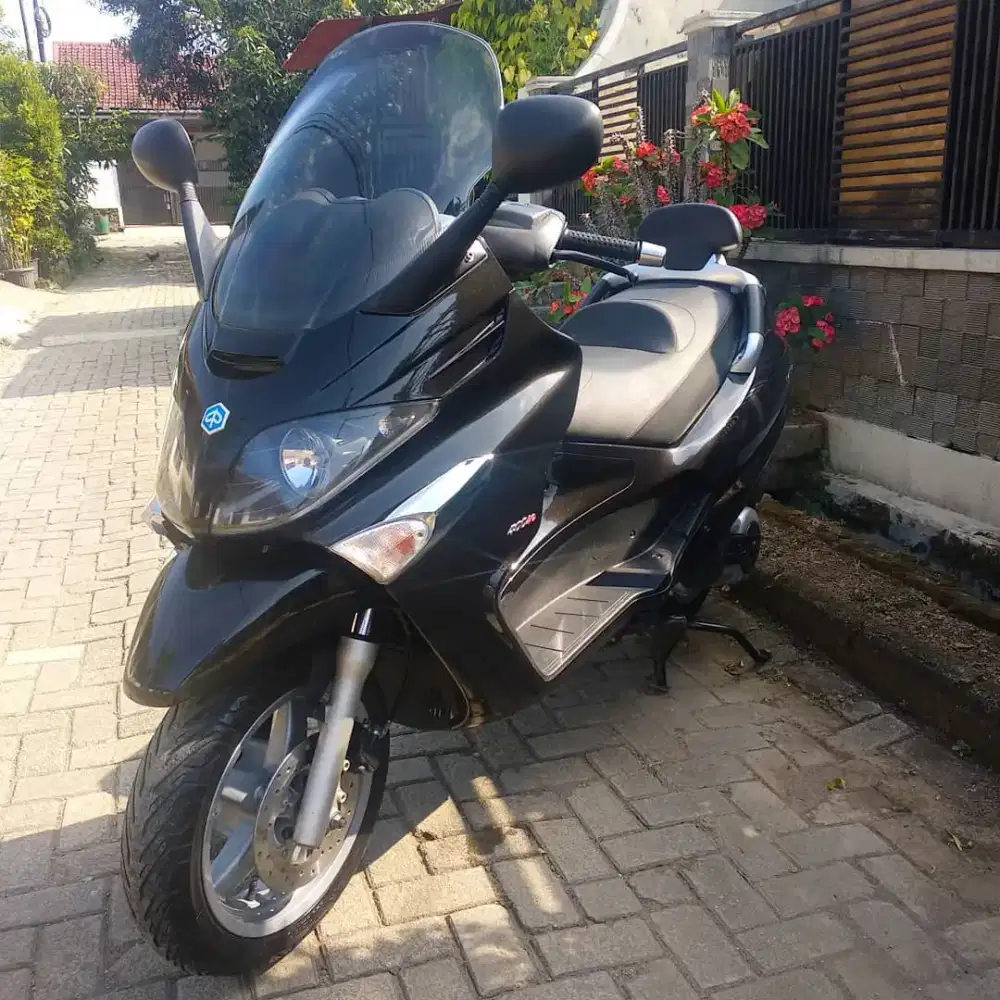 PIAGGIO X EVO 400 ie CBU istimewa