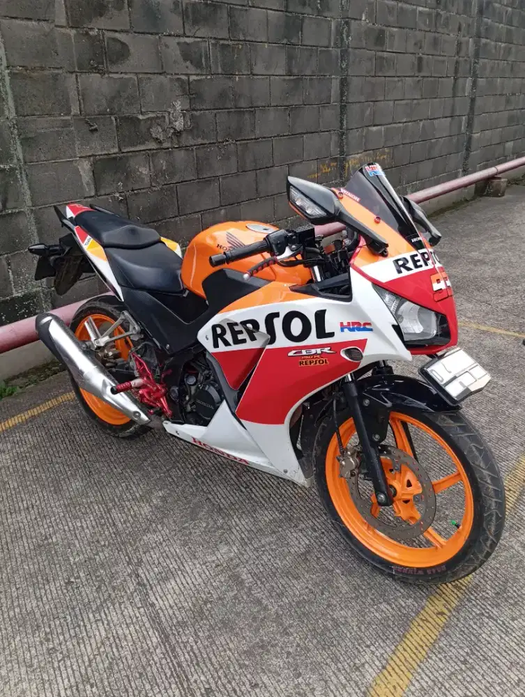 Honda CBR 150 R 2014