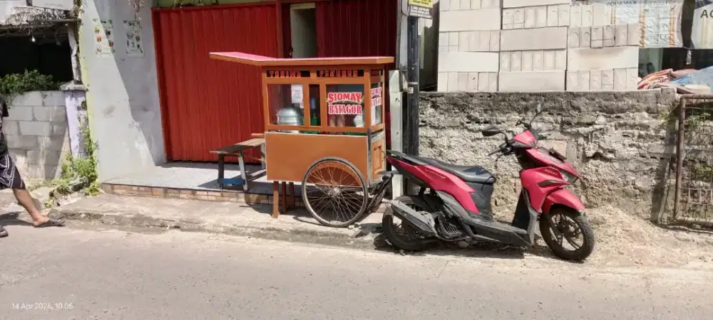 Dijual Gerobak Siomay dan Batagor serta semua peralatan, siap pake