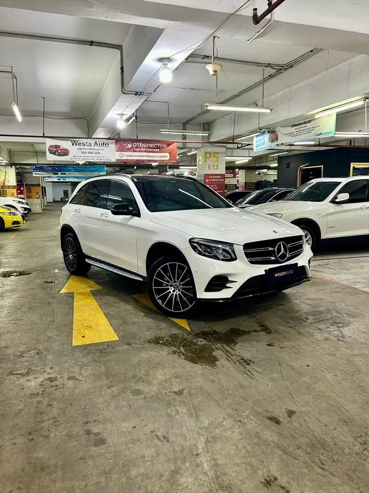 ODO 41rb Mercedes Benz GLC200 Night Edition 2019 Terawat 2020 Mercy