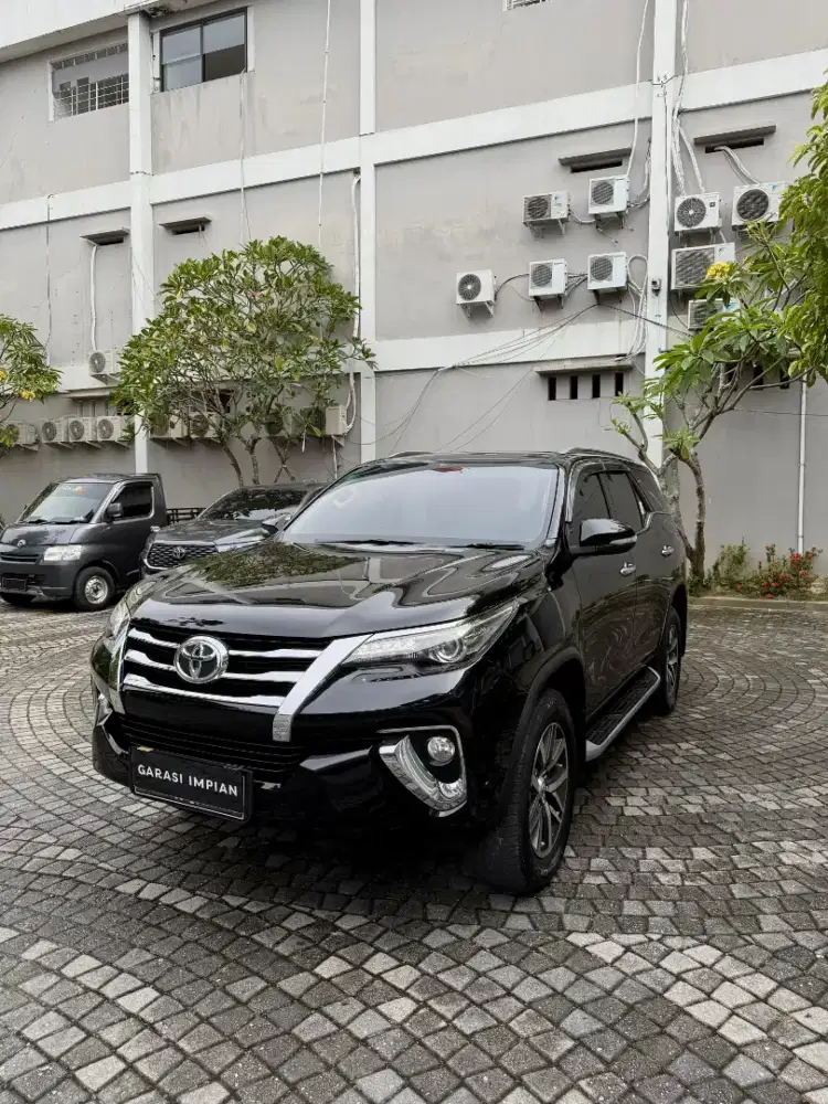 JUAL MOBIL FORTUNER GANTENG MILIK BOS MUDA!