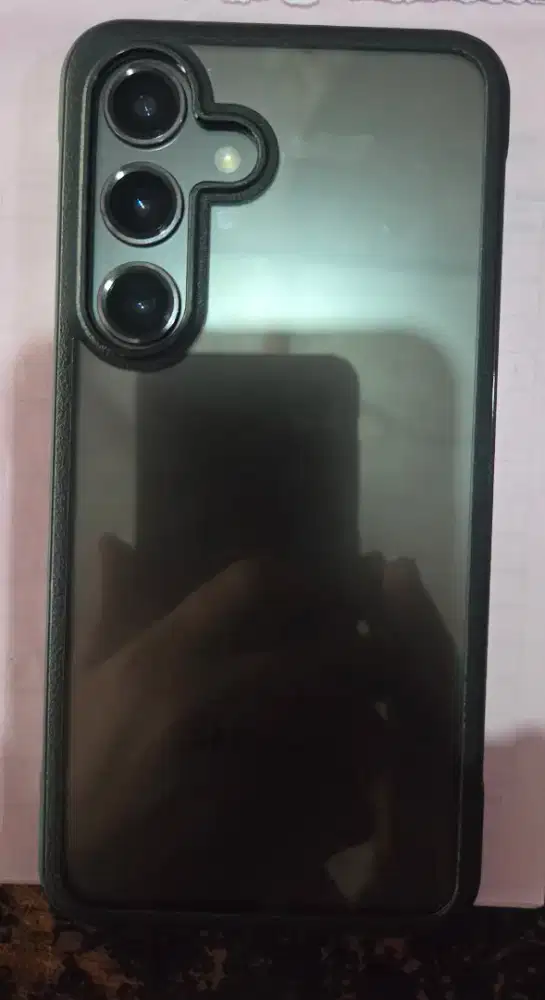 Samsung S24 like new 8/256