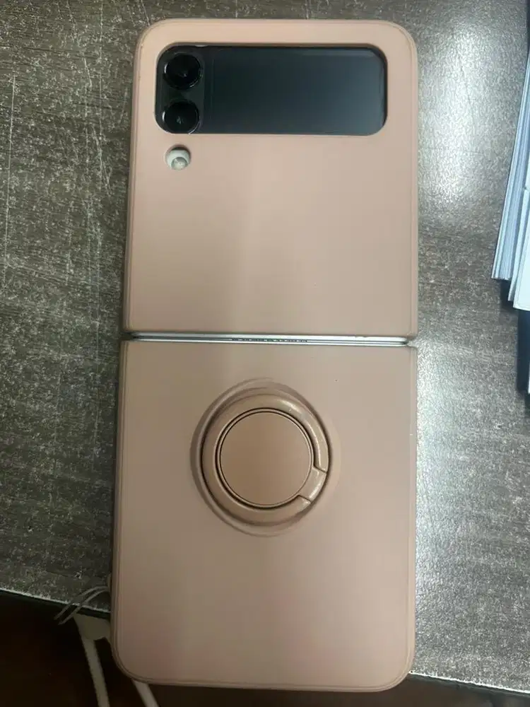 Samsung galaxy Z flip 3 5G