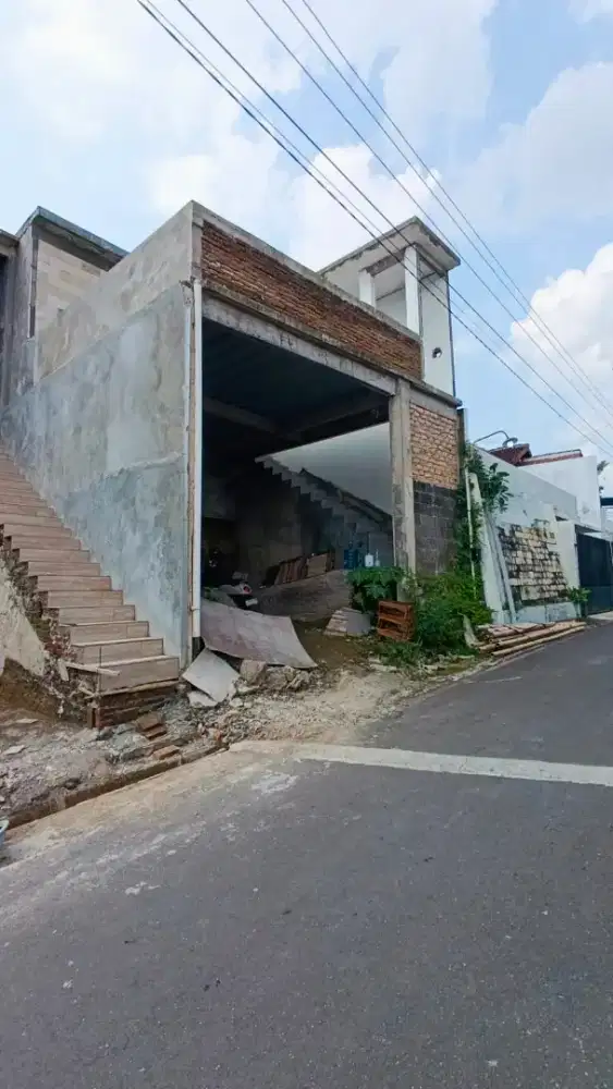 RUMAH BARU READY 95% DEKAT PAMULARSIH SEMARANG