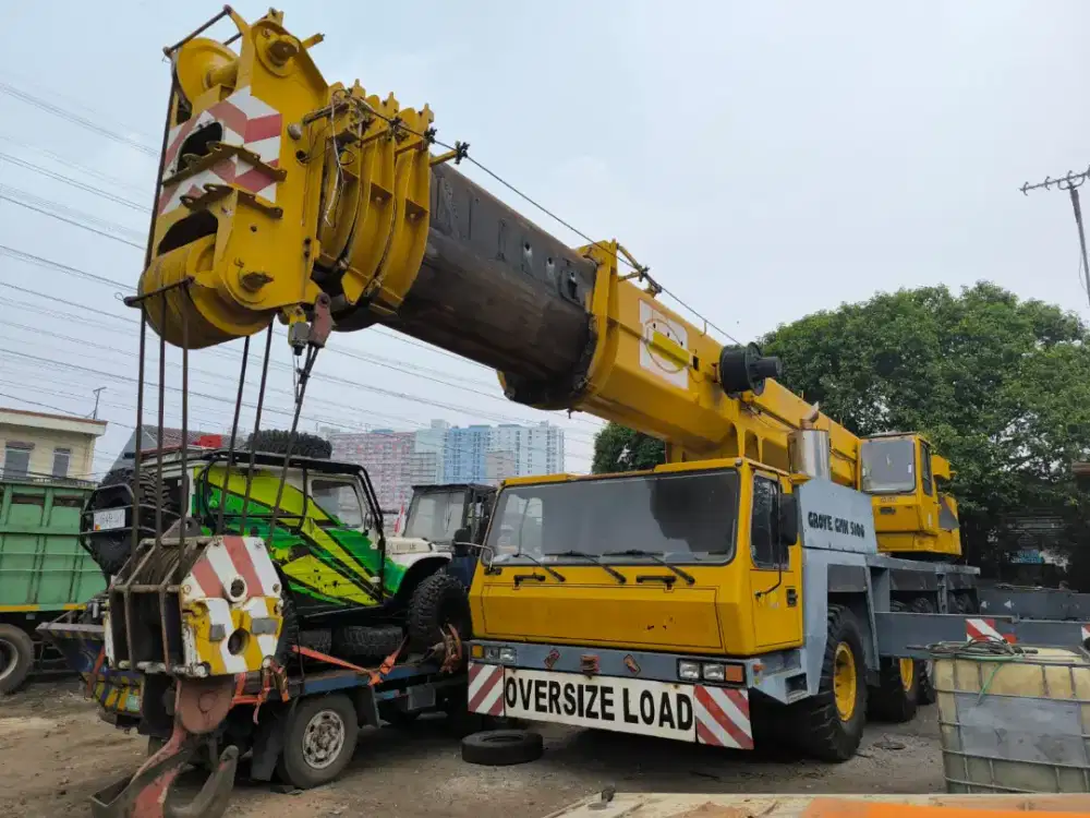 Mobile crane grove 100 ton