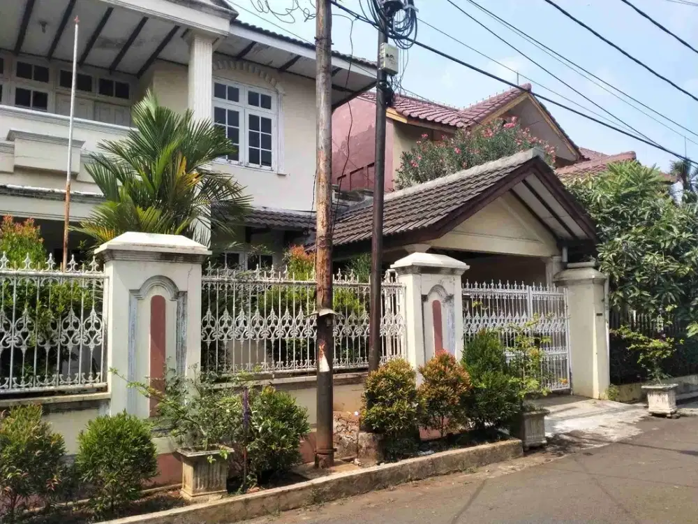 RUMAH BESAR DI JAKA PERMAI BEKASI BARAT