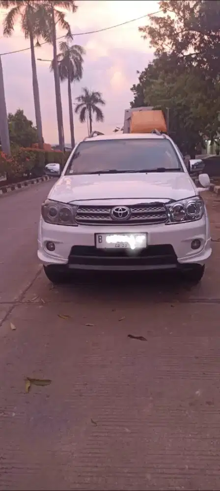 Toyota Fortuner 2.5 G AT, Metic 2010