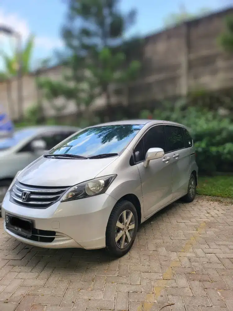 Honda Freed PSD 2011