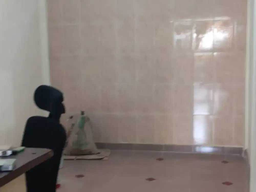 Dikontrakan rumah hadap timur