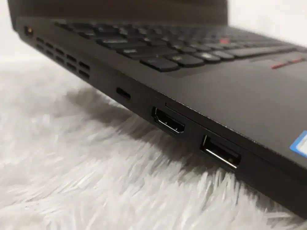Lenovo ThinkPad X270 (Layar Sentuh) Bisa dikredit modal ktp aja
