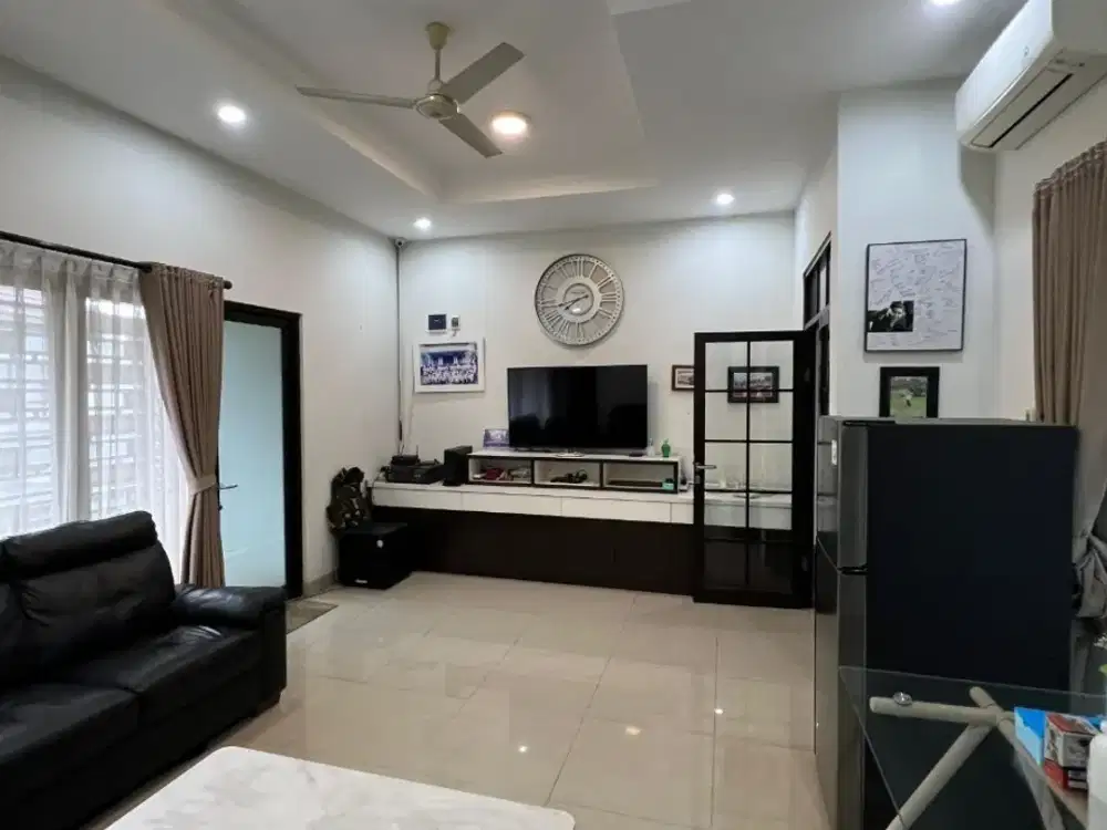 RUMAH MEWAH NYAMAN SIAP HUNI CIJAGRA SURYALAYA BANDUNG