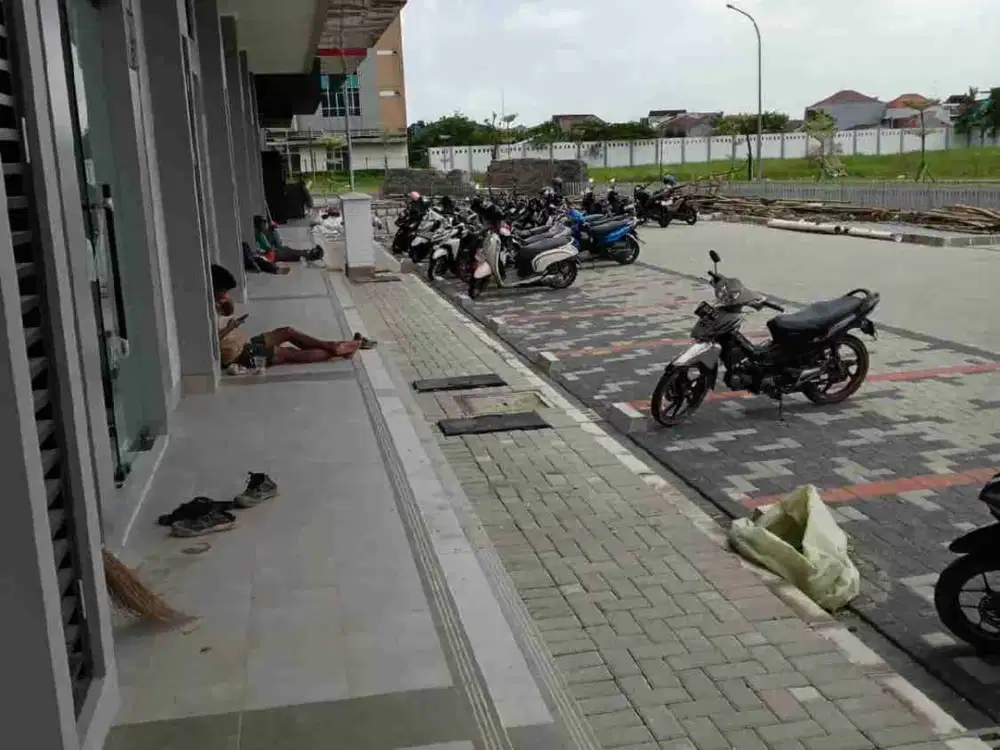 Disewakan Ruko Crystal Sumarecon Bekasi