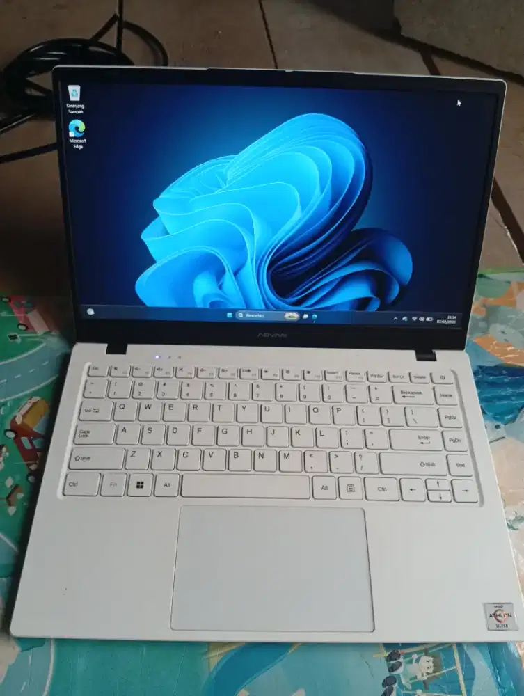 Laptop Advan soulmate X 8/128