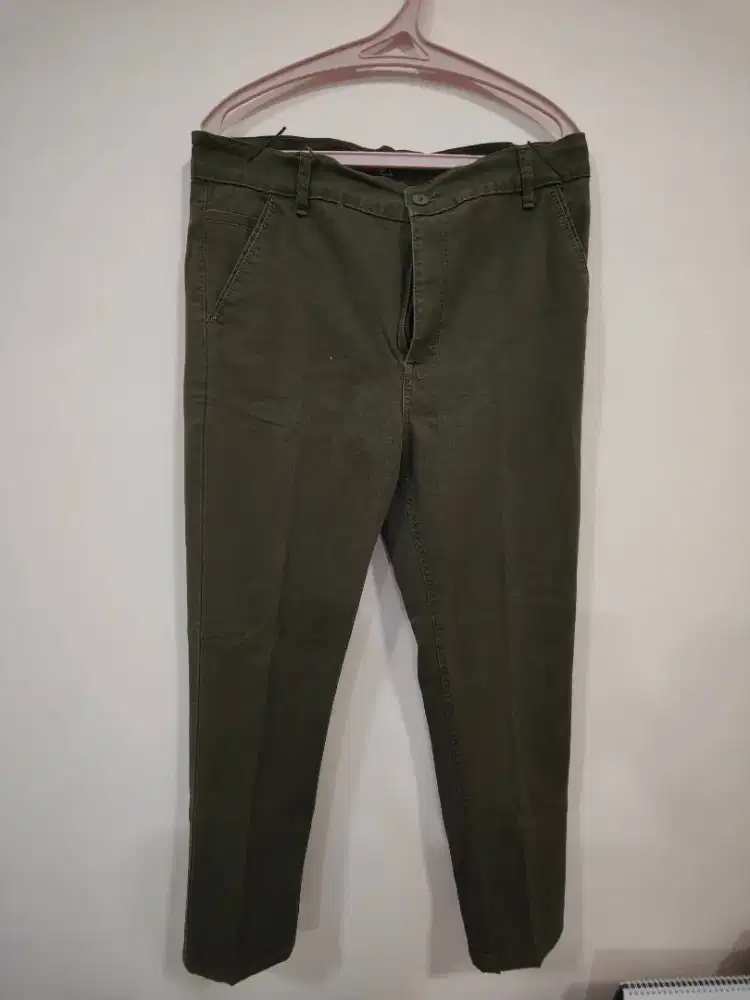 Celana pria wrn hijau army bahan melar