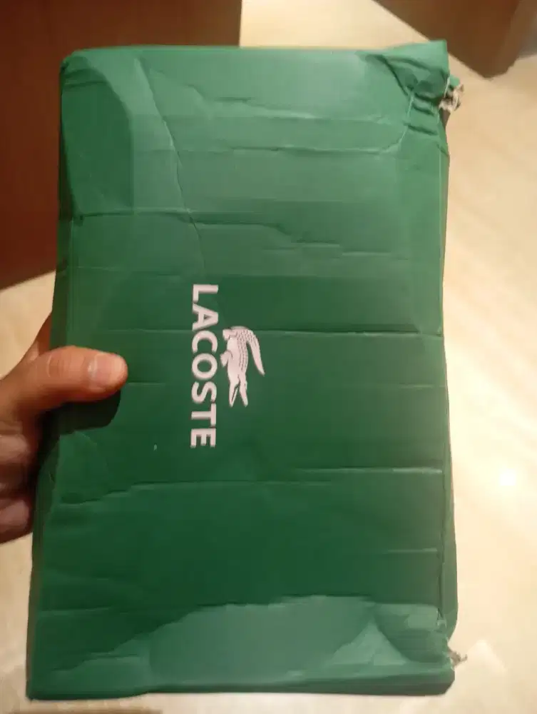 SEPATU LACOSTE SIZE BESAR