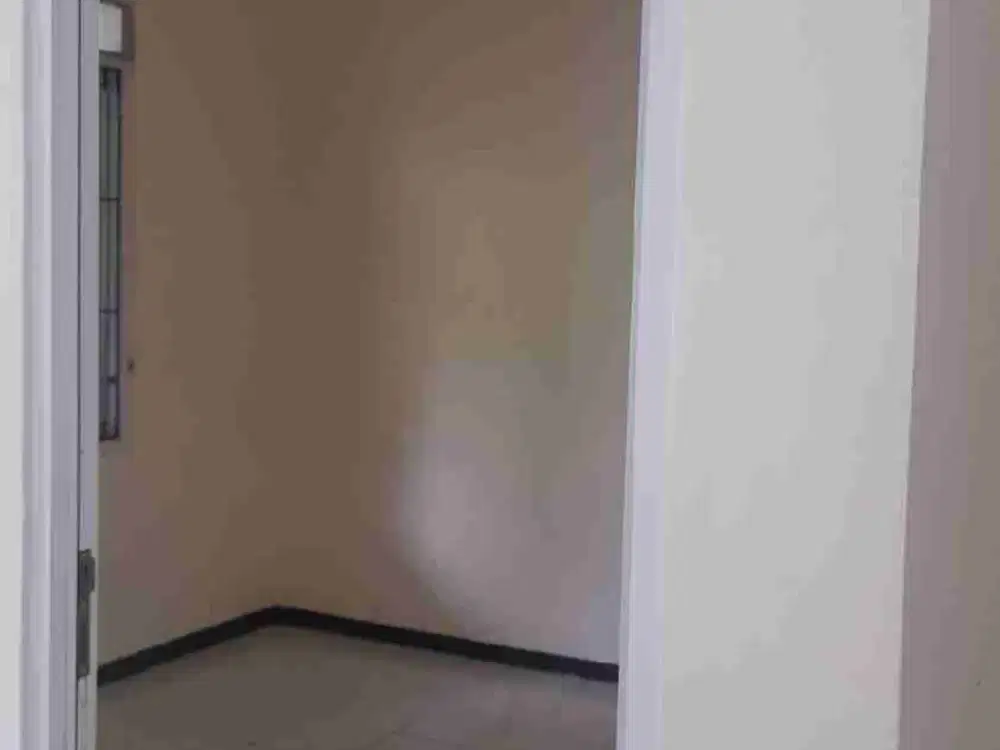 Disewakan rumah non cluster Metland Mentneg Jakarta Timur