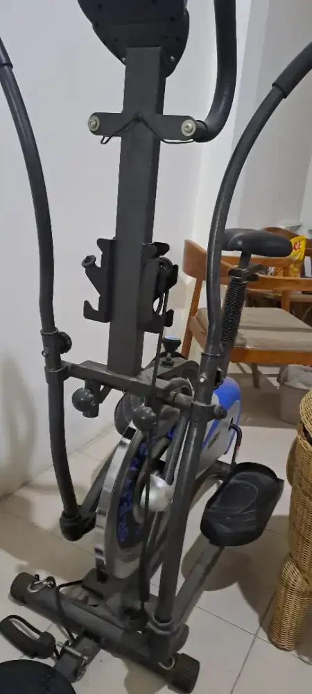 Belilah aku daripada nganggur dirumah