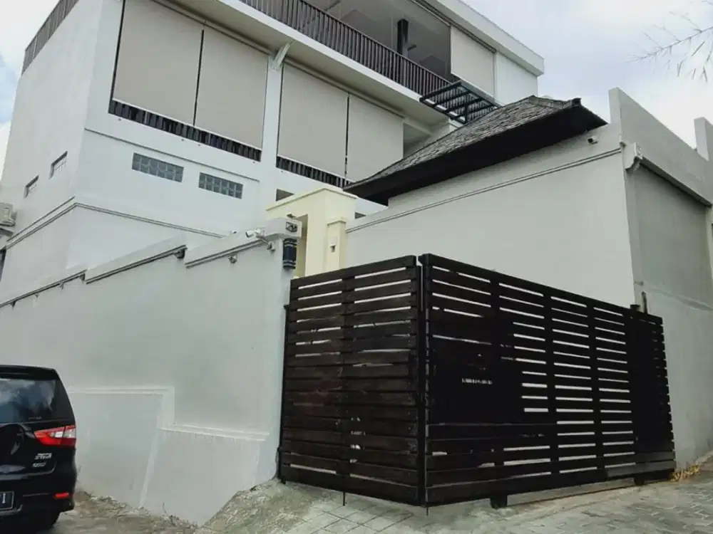 Villa in Ungasan, Prime Location & Spectacular Views For Rent.