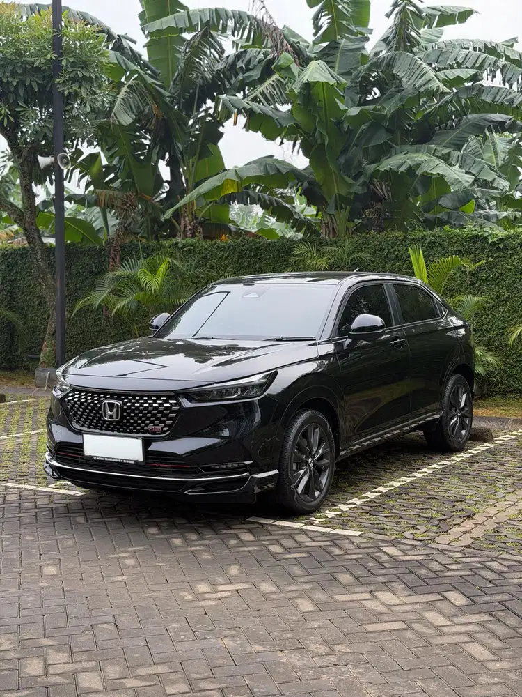 Honda HRV RS Sensing 2024 KM 12RB Pemakai