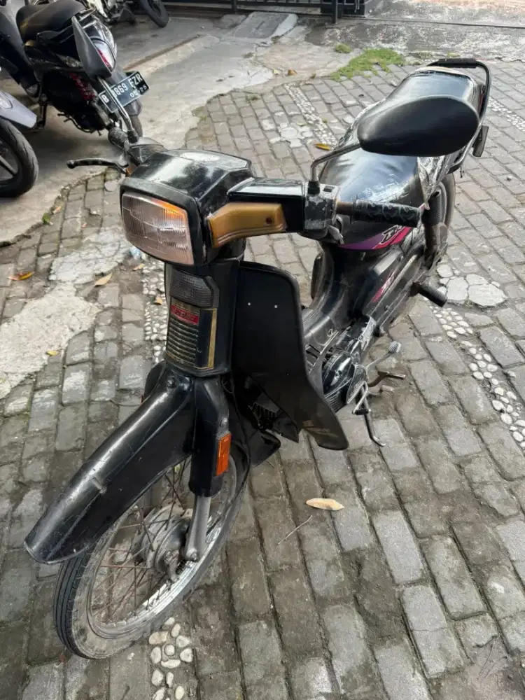 Suzuki bravo RC THN 1996 plat AB