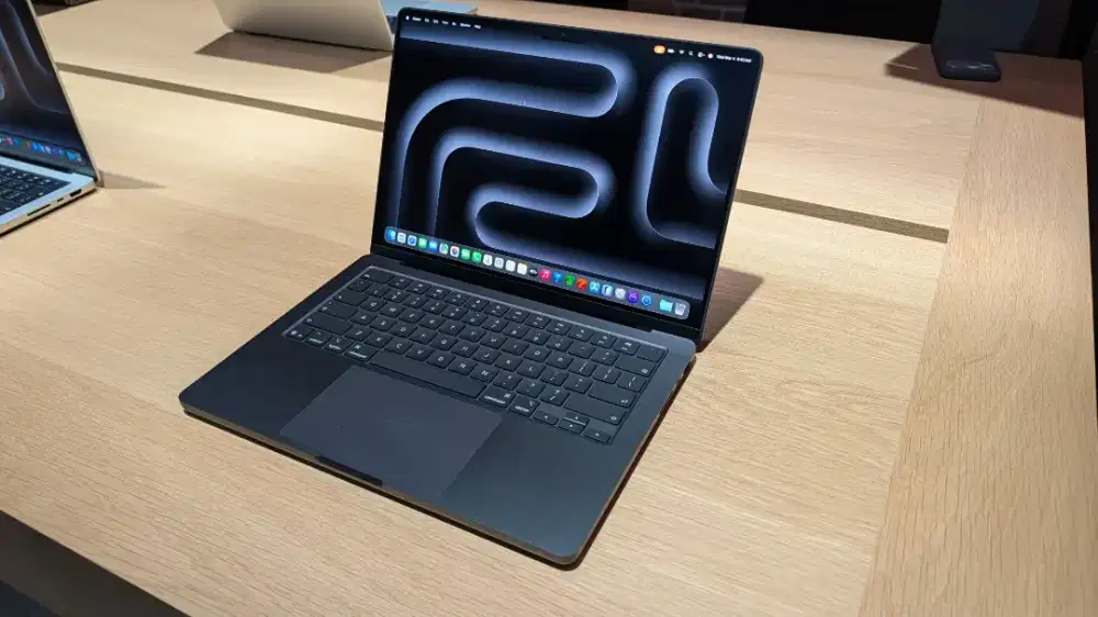 PROMO KREDIT MACBOOK PRO M5 BY HOME CREDIT DP 0  GRATIS 2X CICILN