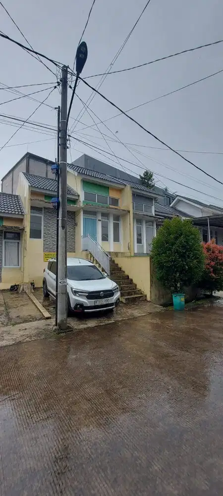 DISEWAKAN RUMAH LOKASI STRATEGIS DEKAT SENTUL dan SUMMARECON BOGOR