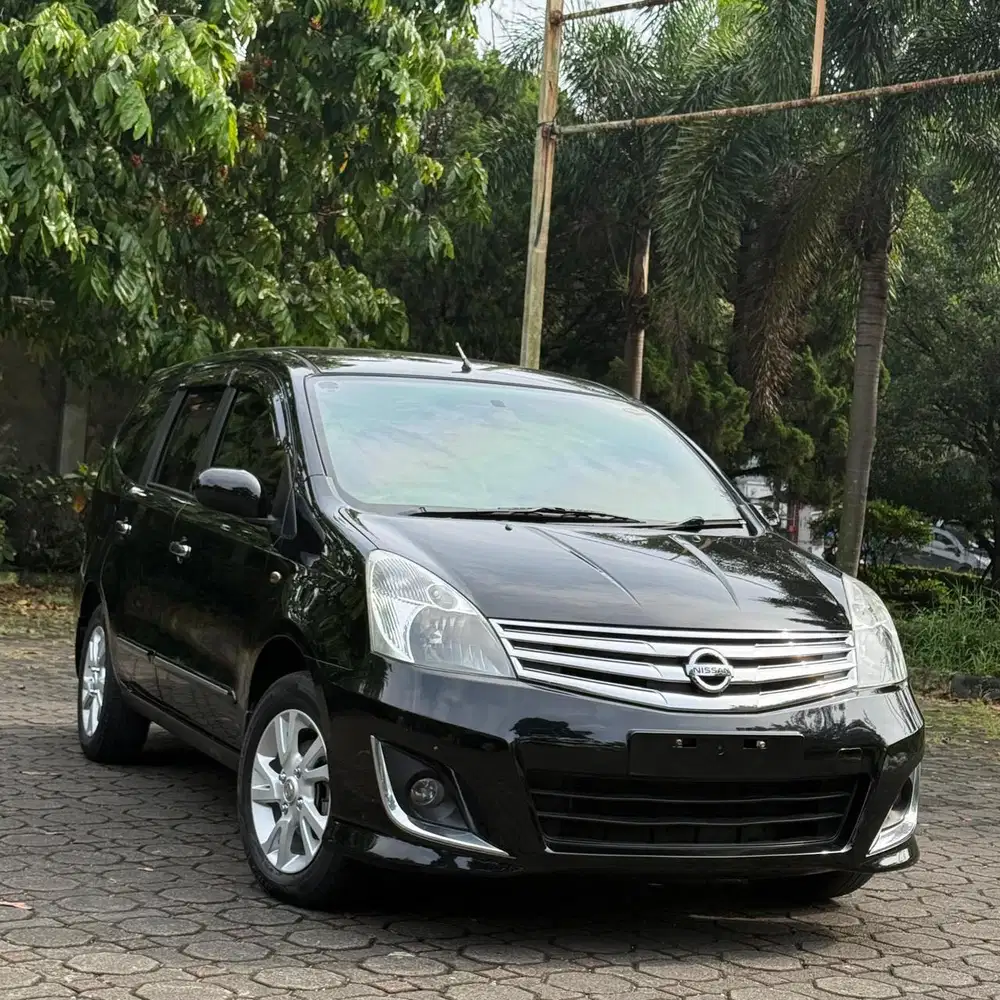 Nissan Grand Livina Xv 2013 At Hitam Istimewa