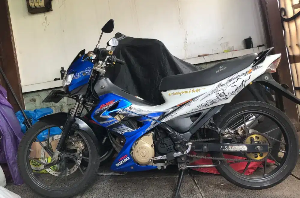 Satria fu150 scd 2012 putih biru