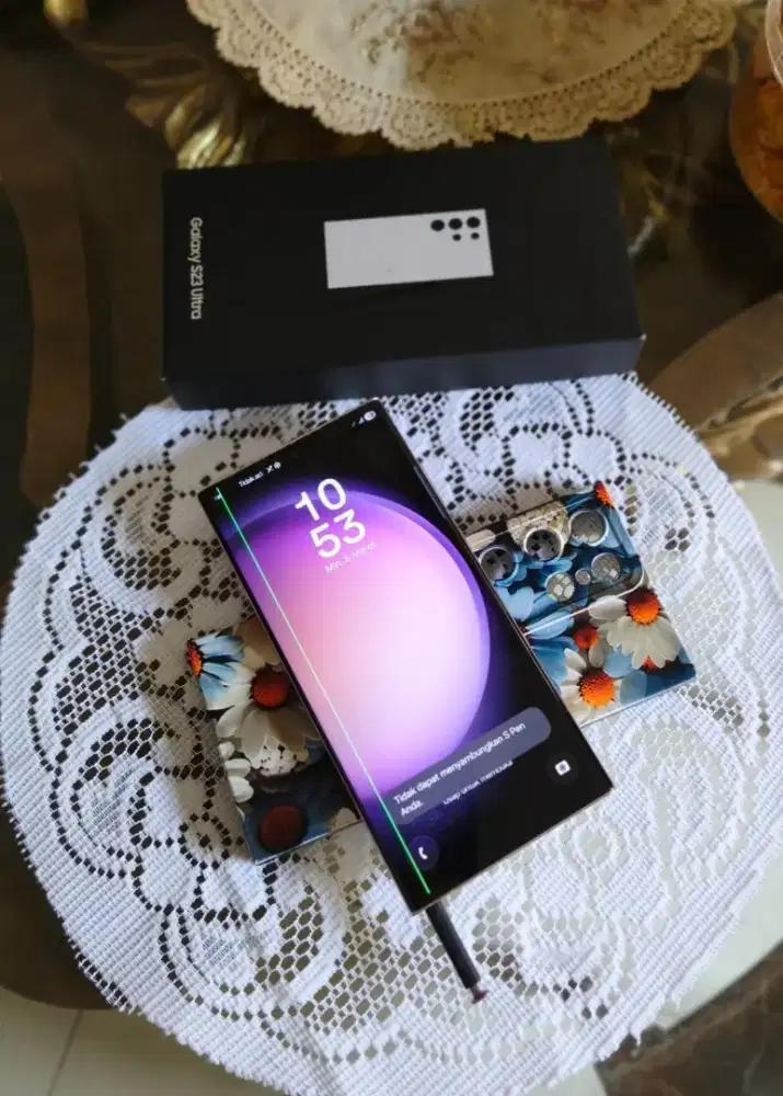 Samsung S 23 Ultra 12 / 256 GB Lavender ( minus green line ) SEIN