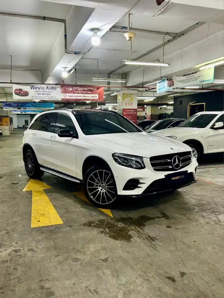 ODO 41rb Mercedes Benz GLC200 Night Edition 2019 Terawat Mercy GLC 200