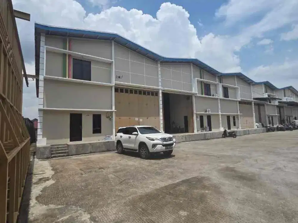 Di sewakan PerGudangan di jl raya Banten lama,kasemen Serang Banten