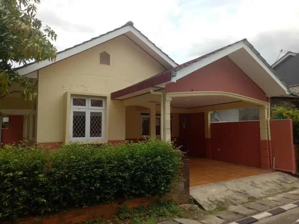 DIKONTRAKKAN RUMAH SIAP HUNI - SAKURA REGENCY JATIASIH