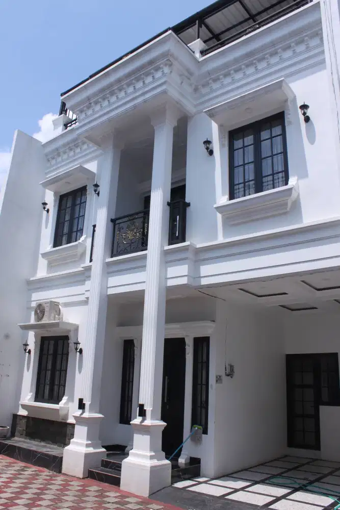 Posisi Hoek Strategis