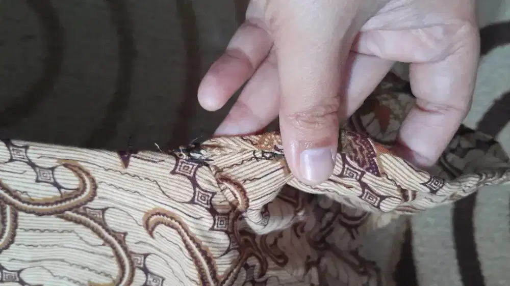 Batik kerja wanita