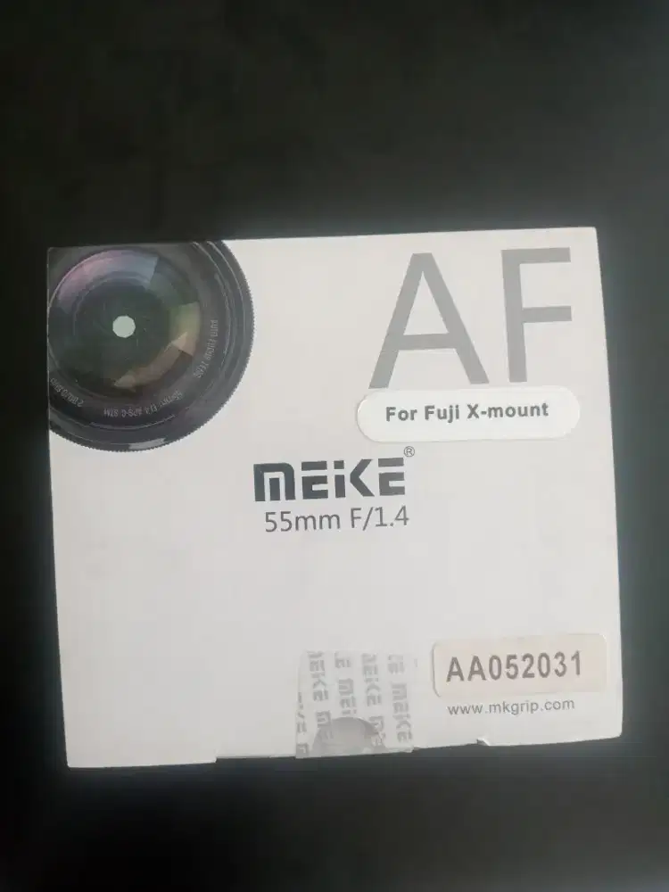 Lensa Meike 55mm f/1.4 for puji x mount like New