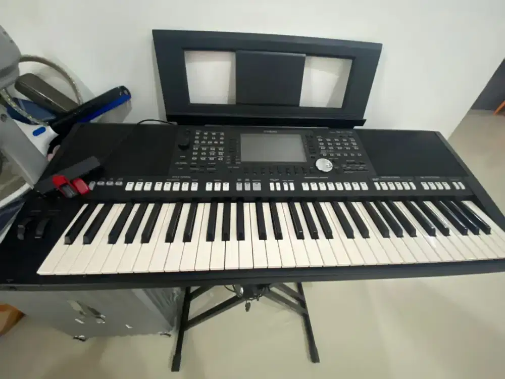 Keyboard Yamaha PSR S975
