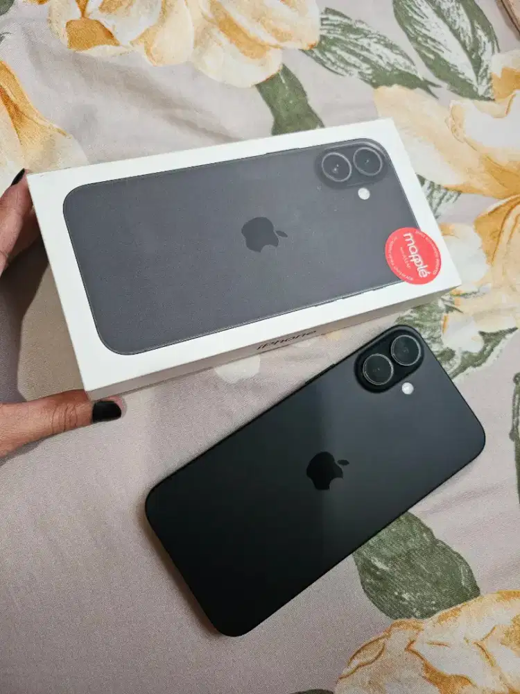 Iphone 16+ 256gb Black garansi resmi