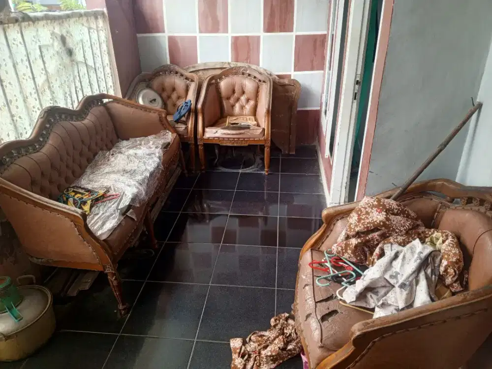 1 set bangku + meja + tempat tdur kayu jati